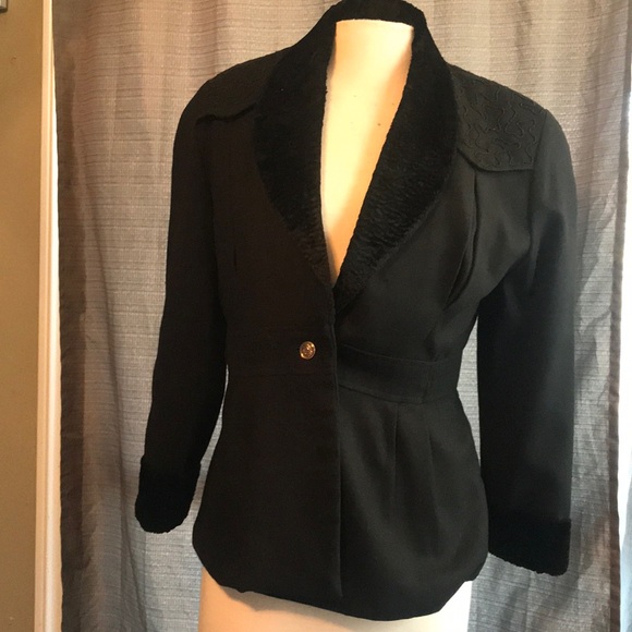roselina Jackets & Blazers - Beautiful vintage jacket